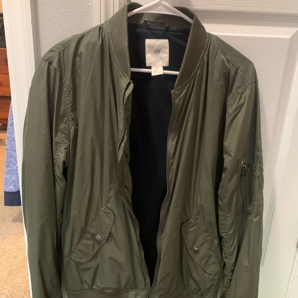 Men’s Green H&M Bomber Jacket Size Small